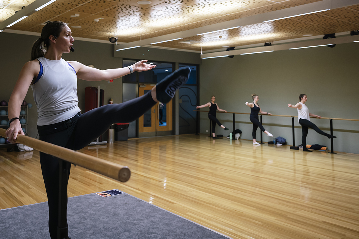 Barre Class, Group Fitness Classes